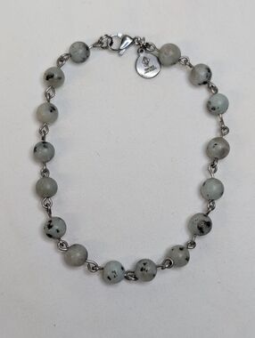 Artisan Kiwi Jasper Bracelet - Handmade Unique Hand Chain Linked - J017